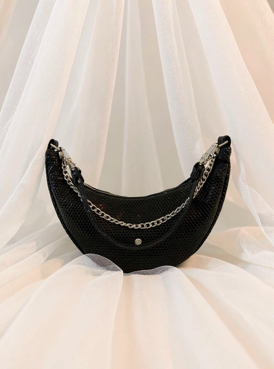 Kosmetyczka w panterkę z kieszenią